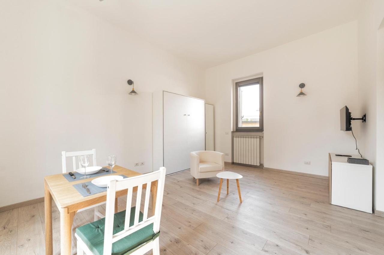 Maciachini Renovated Studio! Milano Eksteriør billede